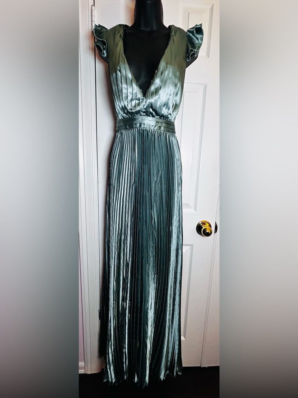 Exceptional Drama Sage Green Satin Lace-Up Pleated Maxi Dress Small NWOT - Picture 3 of 13